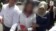 Tim Polda Jatim terus mengungkap kasus prostitusi online yang melibatkan sejumlah artis. Sejumlah transaksi terkait prostitusi online pernah dilakukan V-A.