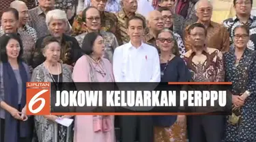 Bertemu dengan tokoh lintas agama dan budayawan, Presiden Jokowi akan pertimbangkan menerbitkan Perppu untuk mencabut UU KPK.