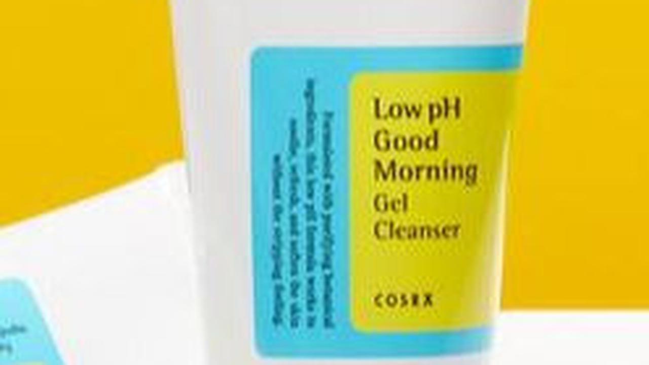 8. Cosrx Low pH Good Morning gel Cleanser