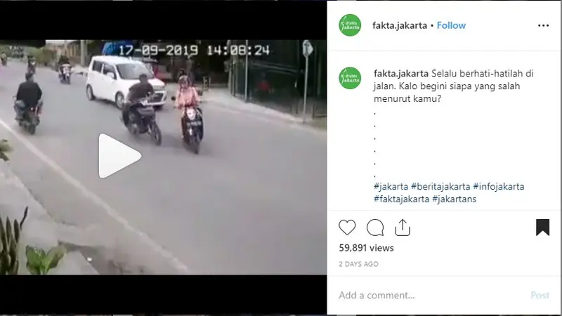 Pengendara ngebut tabrakan dengan pemotor yang mau belok