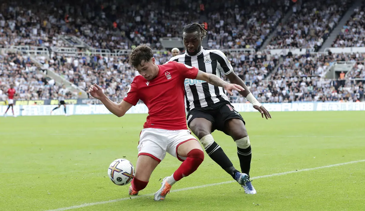 Sementara, Nottingham Forest yang tampil tertekan hanya mencatatkan penguasaan bola 37 persen. (Richard Sellers/PA via AP)