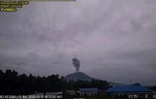 Gunung Ibu Kembali Erupsi, Semburkan Abu Vulkanik 1.000 Meter di Halmahera Barat