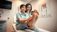 Arti Kedutan Telapak Kaki Kiri: Mitos dan Fakta Medis