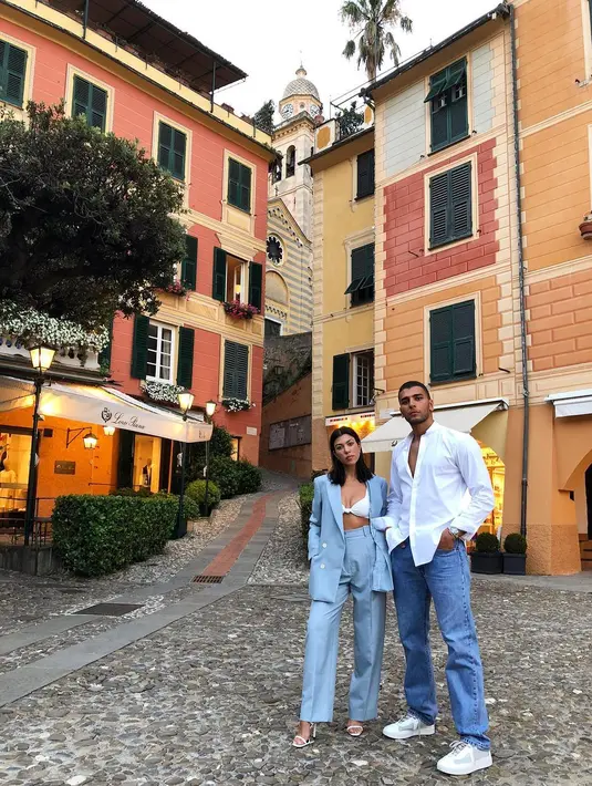 "Tentu saja ini masalah antara Kourtney Kardasian dan Younes Bendjima meski Younes sudah meminta maaf soal komen sindiran tersebut," tandas sumber. (instagram/younesbendjima)