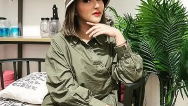 7 Potret Icha Larissa, Seleb TikTok yang Disebut Mirip Ashanty