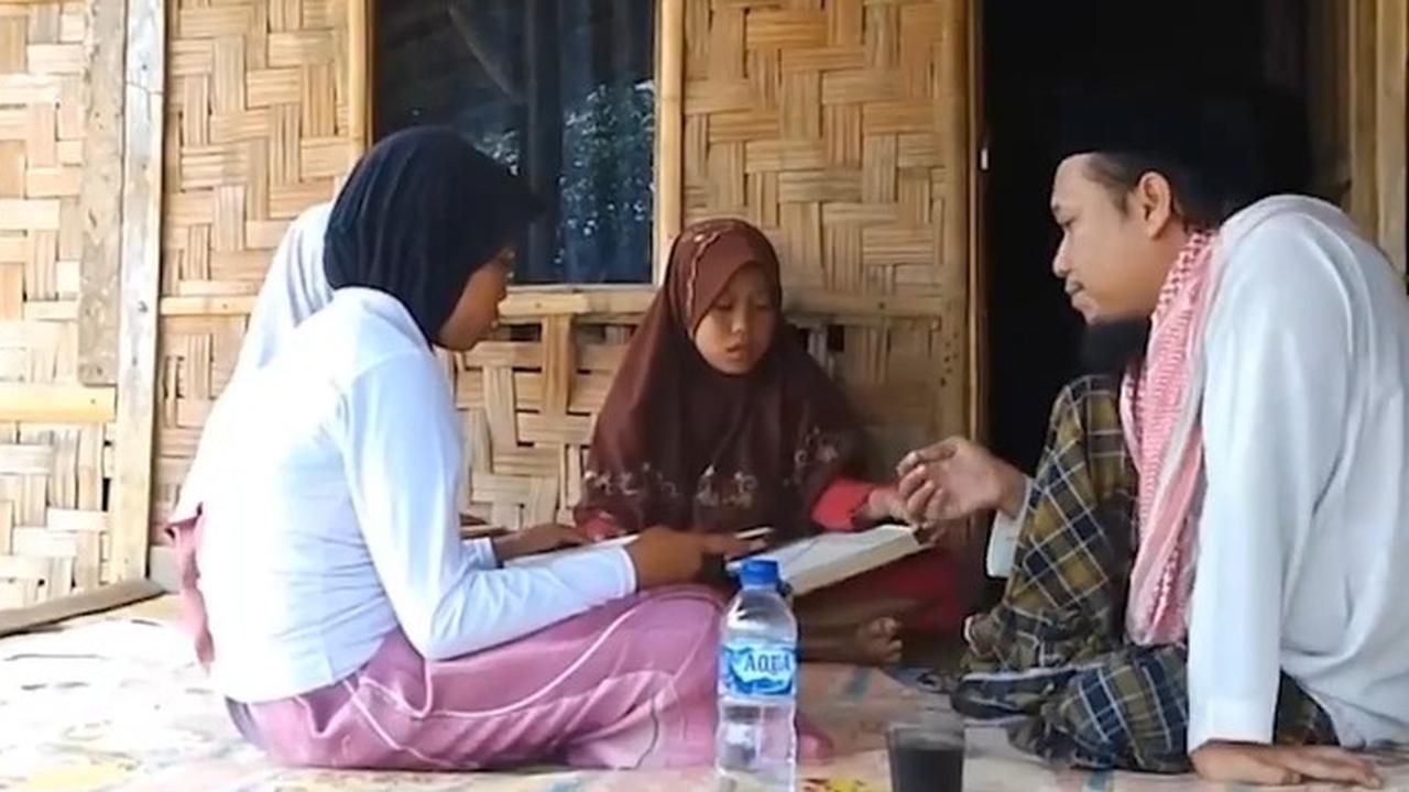 Belajar dari Syarif, Guru Ngaji Difabel di Lebak yang Semangat Berbagi Ilmu Agama di Tengah Keterbatasan