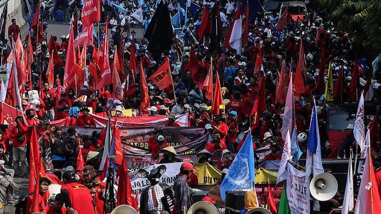 Komisi III Apresiasi Kinerja Polisi Amankan Demo Buruh Tolak Omnimbus Law