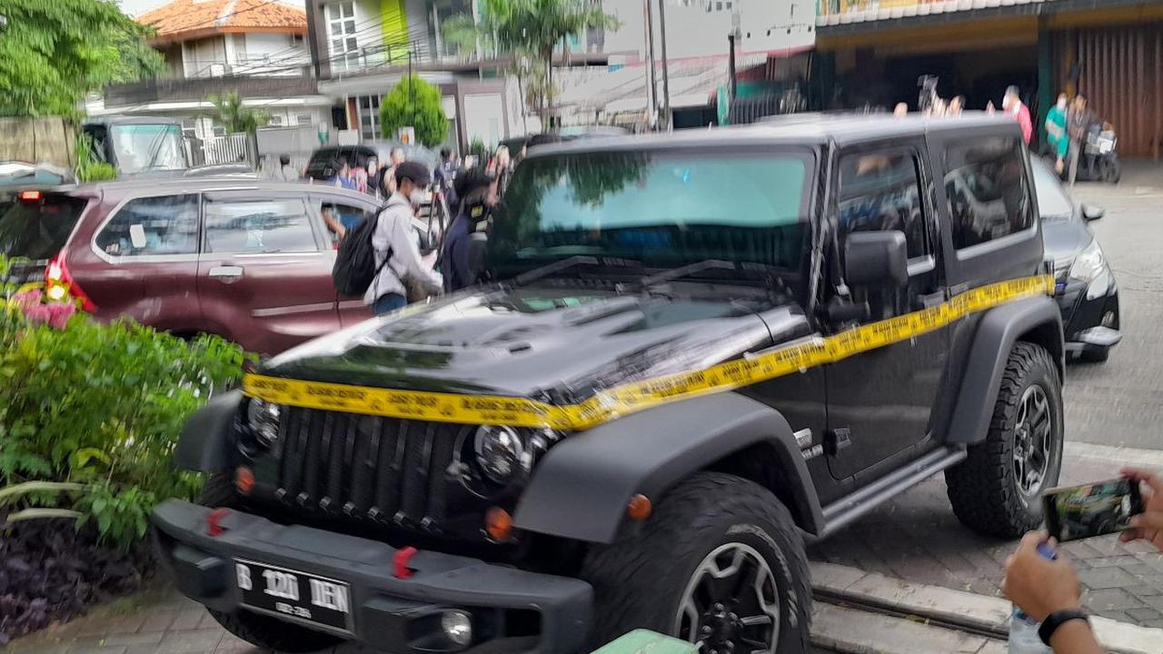 Dalam keterangan mengenai syarat dan tata cara lelang, disebutkan bahwa mobil Rubicon yang akan dilelang dalam kondisi apa adanya.<br>