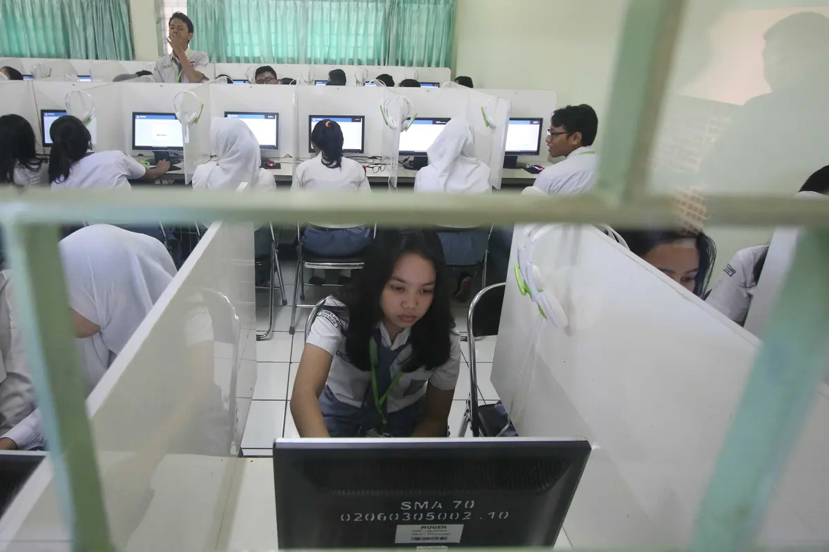 20160404-Pelaksanaan UNBK di SMAN 70 Jakarta-Jakarta