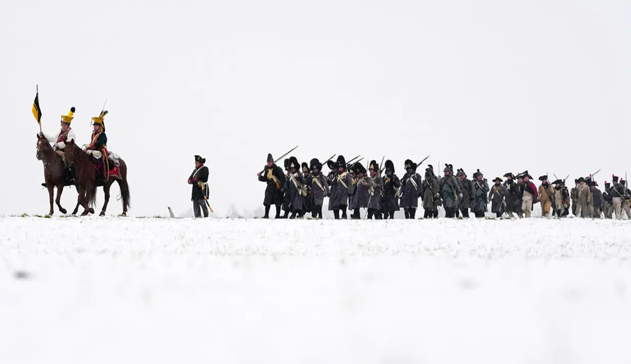 Dalam Pertempuran Austerlitz, tentara Prancis mencapai puncak kejayaan dunia tempurnya dengan mengalahkan tentara Rusia dan Austria. Padahal, dua bulan sebelumnya mereka kalah di Trafalgar. (AP Photo/Petr David Josek)