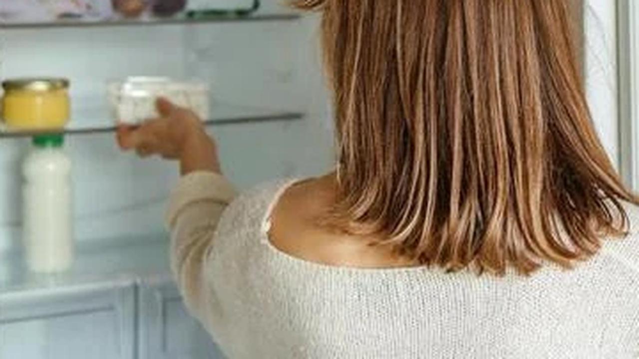 7 Kesalahan Menyimpan Bahan Makanan yang Membuat Kulkas Cepat Bau, Jangan Sepelekan