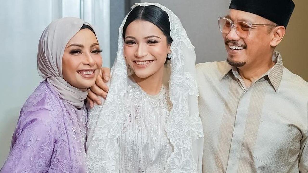 Dihadiri Tamu Presiden hingga Para Menteri, Intip Momen Pernikahan Putri Ipang Wahid yang Curi Perhatian