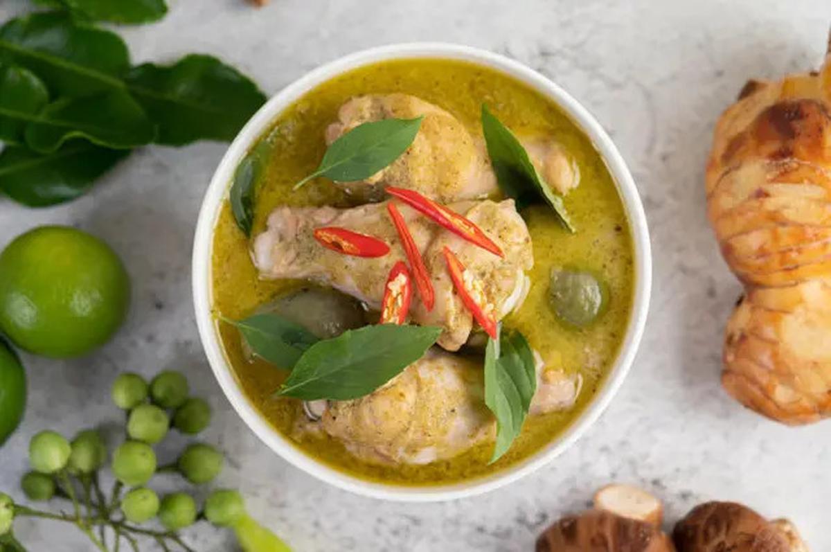 12 Rekomendasi Tempat Makan Enak di Dekat Stasiun Solo Balapan