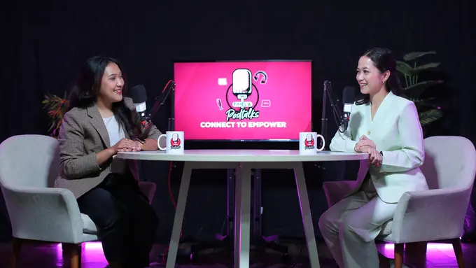 Fimela Podtalks: Memutus Rantai Sandwich Generation, Dimulai dari Mengubah Cara Parenting hingga Side Hustling