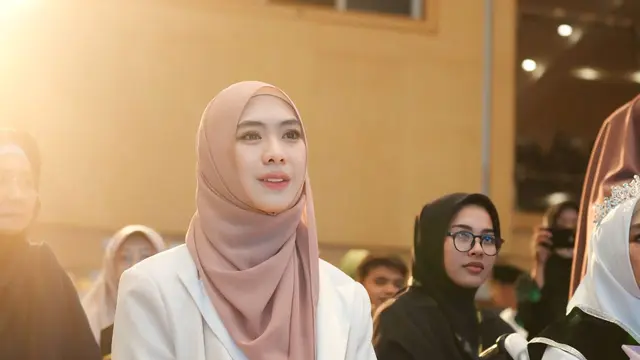 Oki Setiana Dewi gelar wisuda pesantrennya (Istimewa)