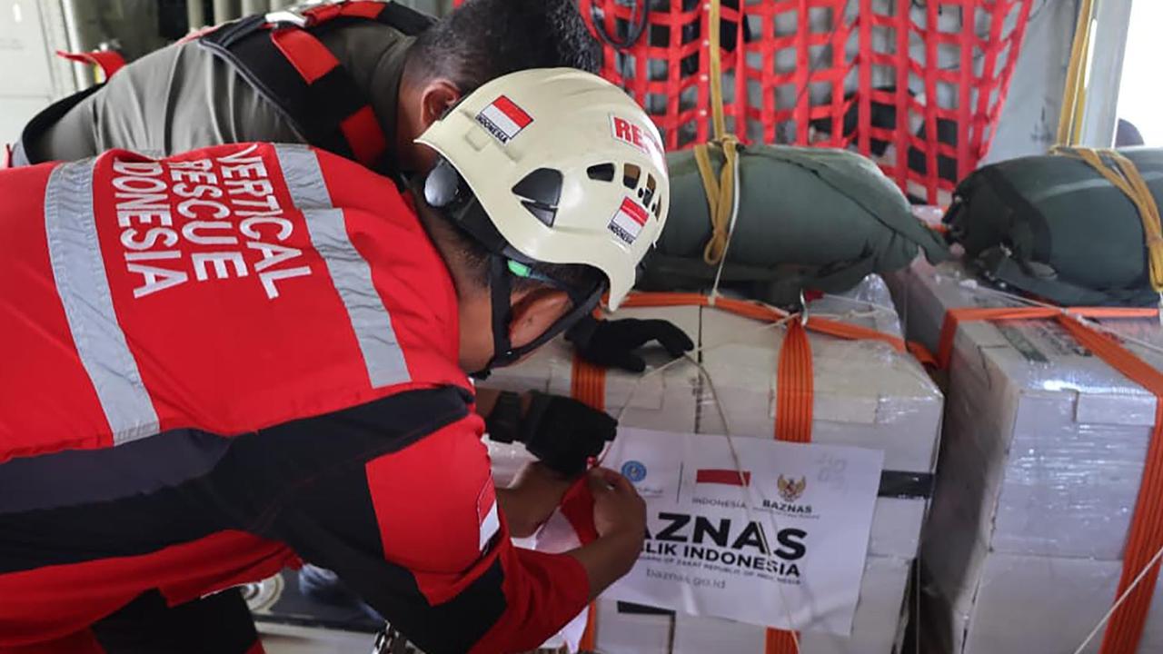 FOTO: Hadiah Kemerdekaan, Bantuan Indonesia Tiba di Gaza