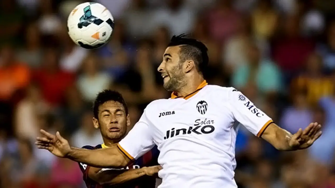 adil-rami-131017b.jpg