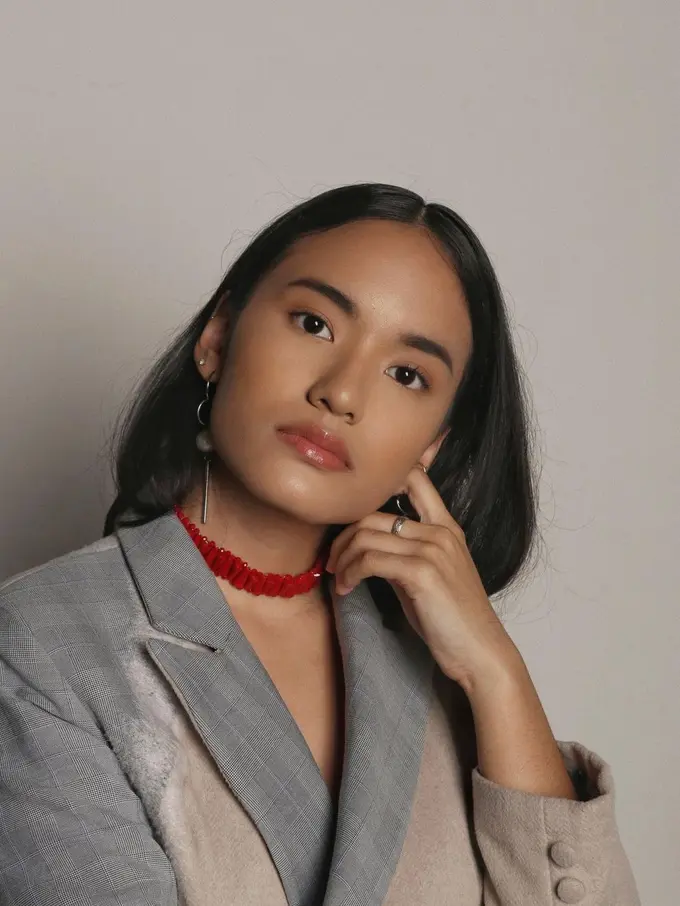 6 Potret Arawinda Kirana Pemeran Yuni, Film yang Wakili Indonesia di Oscar 2022