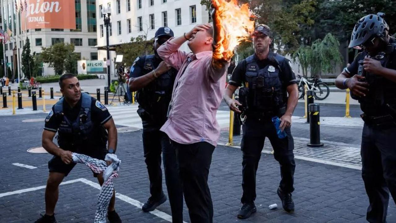 Jurnalis Ini Bakar Diri di Dekat Gedung Putih, Sebut Media Amerika Terlibat Genosida di Gaza