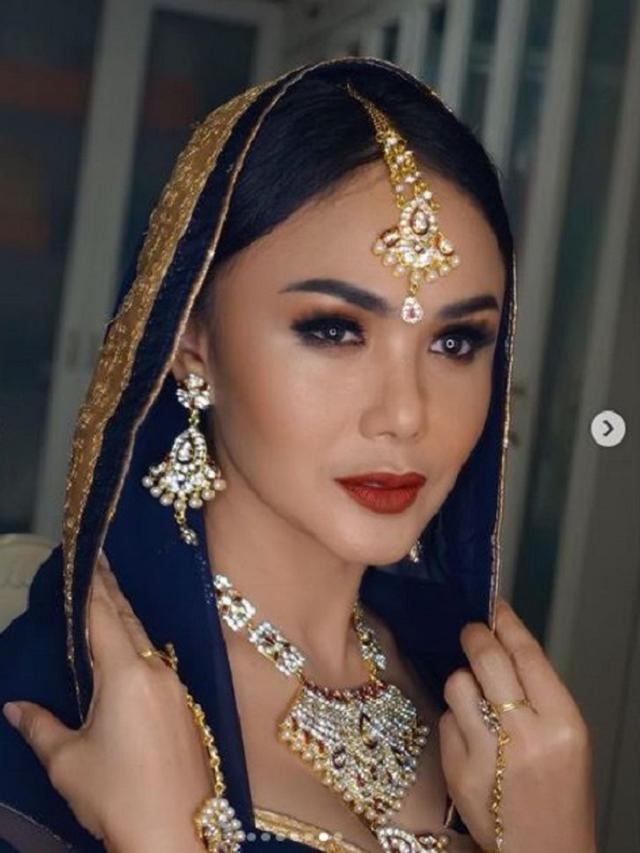 Mirip Perempuan India, Penampilan Yuni Shara Saat ...