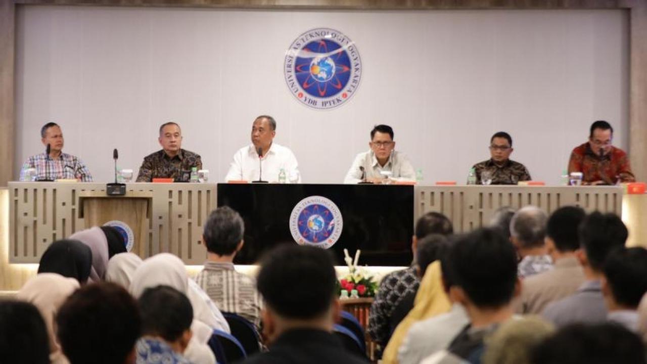Pemkab Sleman Perkuat Kualitas SDM Lewat Beasiswa Sleman Pintar, Atasi Kemiskinan Struktural
