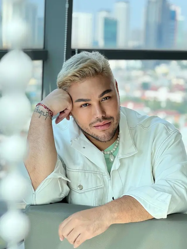 Ivan Gunawan Rambut Pirang