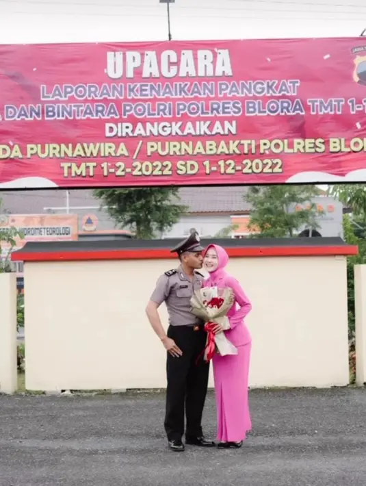 Tak sedikit netizen menyebut Yeni Inka semakin cantik saat berpenampilan tersebut [Instagram/khrisnashakti]