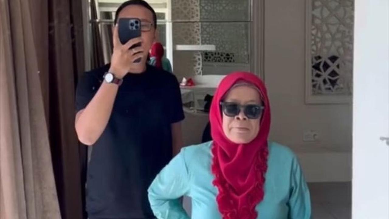 Aksi Pria Ajak Ibunya Liburan ke Bali Berdua Ini Viral, Curi Perhatian