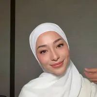 Intip detail penampilan Nikita Willy dipulas clean makeup look. [@Tisyazzahra].