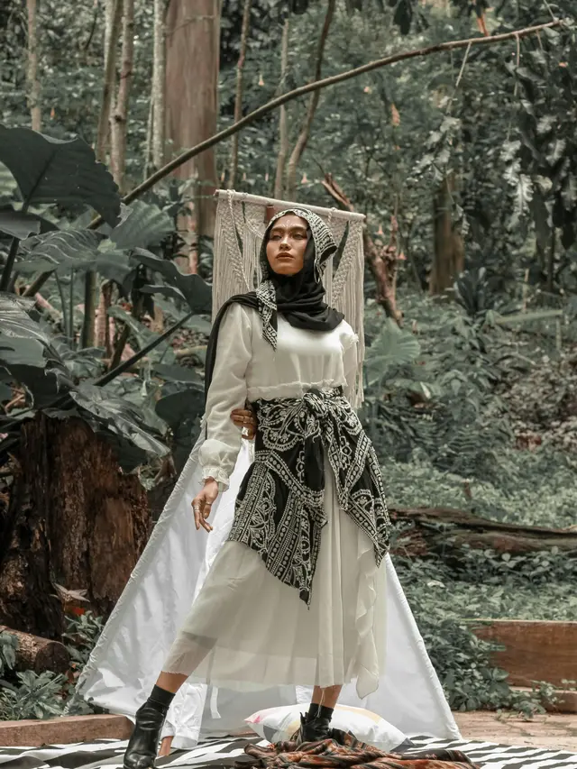 2. Scarf sebagai Sabuk