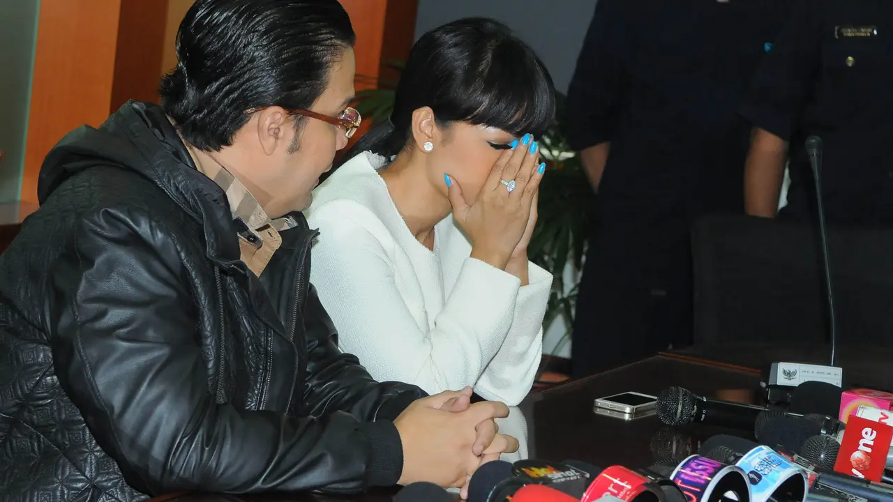 [FOTO] Jupe Diperiksa Komisi Yudisial Terkait Kasus Suap