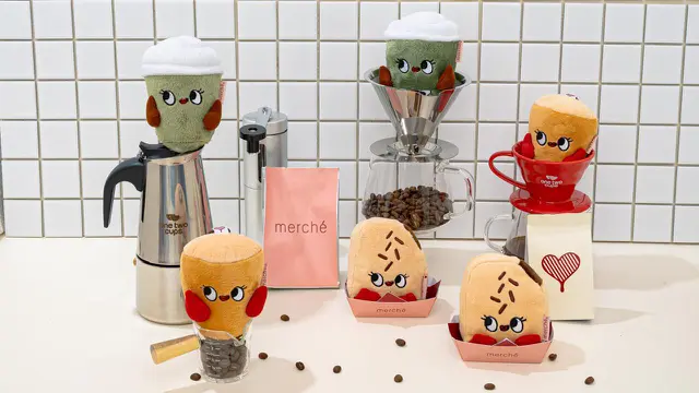 merché berkolaborasi Unik Bersama Kopi Kenangan hadirkan bagcharm. dok. merché