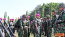 Citizen6, Surabaya: Kegiatan Gelar Kesiapan Pasukan dan Material Pasmar-1 tersebut untuk mengecek kesiapan personel maupun material yang akan mengikuti Latihan Gabungan TNI 2012 di Sangatta, Kalimantan Timur. (Pengirim: Diyat Akmal Thahar).