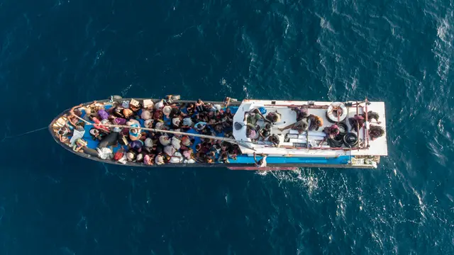 Potret Puluhan Pengungsi Rohingya Saat Terdampar di Pantai Aceh