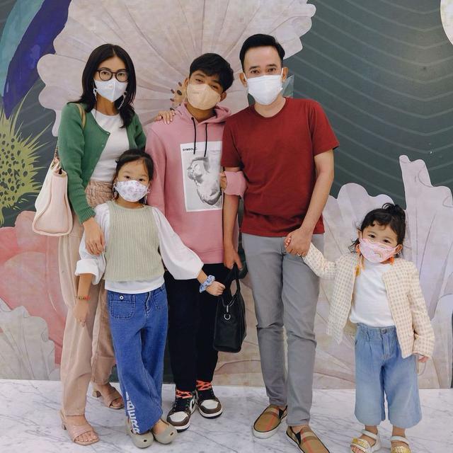 6 Potret Terbaru Sarwendah Disebut Terlalu Kurus, Berat Badan Hanya 43 Kg