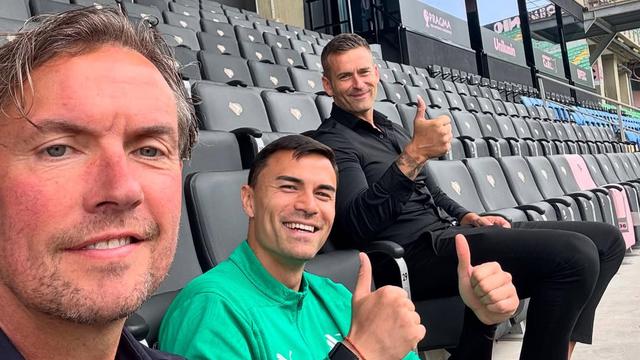 Dua asisten pelatih Timnas Indonesia, Alex Pastoor dan Sjoerd Woudenberg, mengunjungi Emil Audero di Italia.