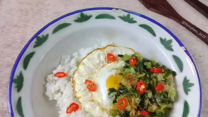 Gurihnya Nasi Telur Kecap Ternyata Menyimpan Bahaya Kanker dari Minyak Jelantah (Dok: Cookpad @Heni_Nur)