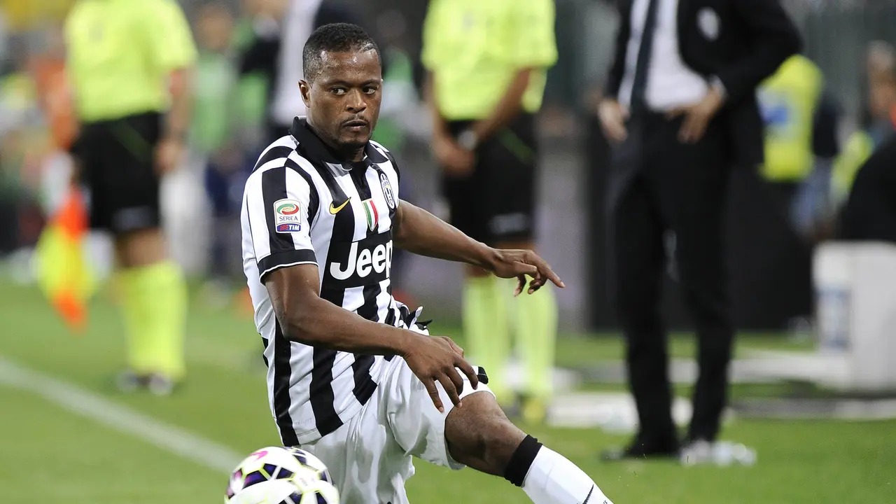 Evra senang jalani debut 