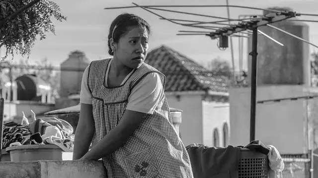 Yalitza Aparicio dalam film Roma. (Foto: Dok. Netflix)