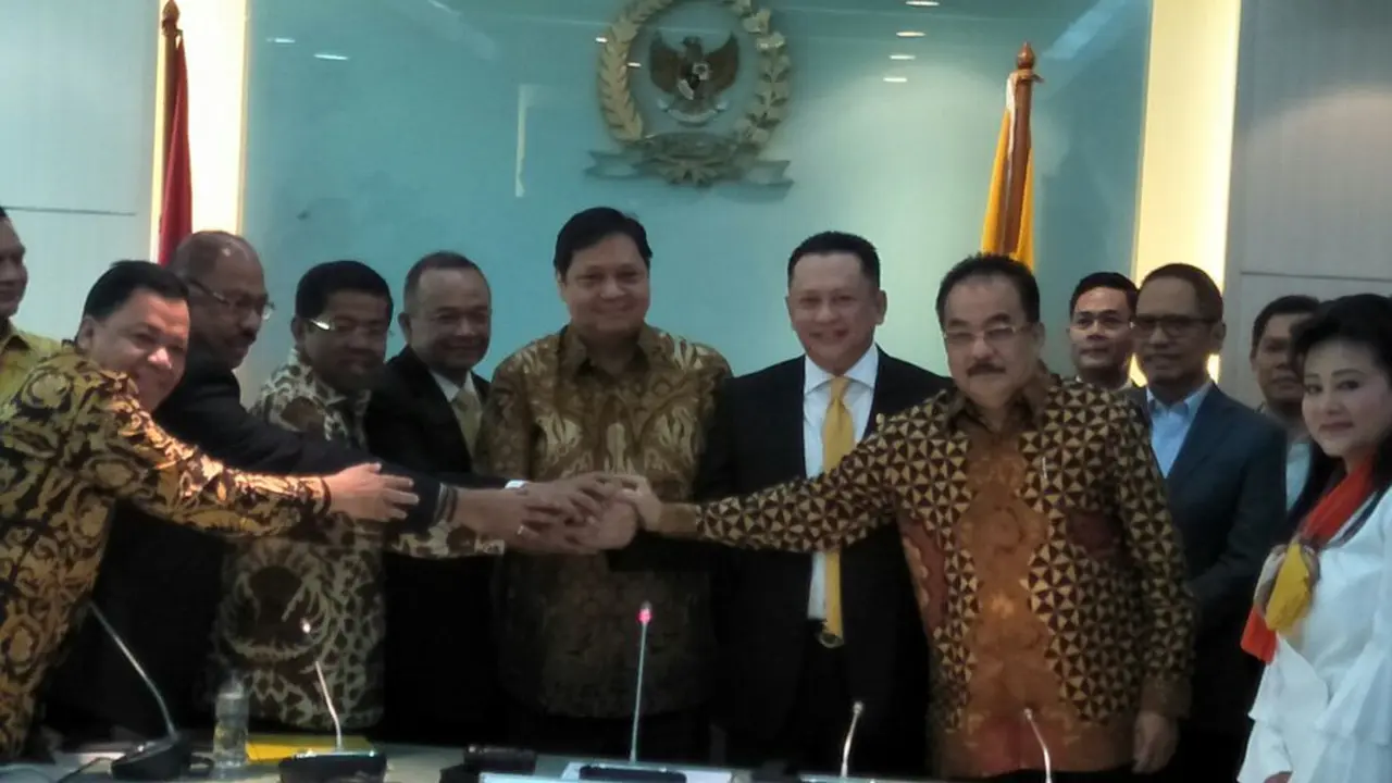 Ketua Umum Partai Golkar Airlangga Hartarto menarik keanggotaaan Bambang Soesatyo di Panitia Khusus (Pansus) Hak Angket KPK.