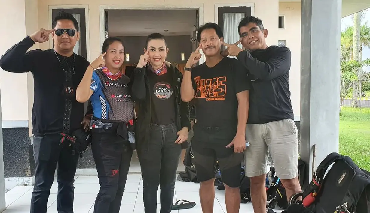 Ratna Listy (Instagram/ratna_listy)