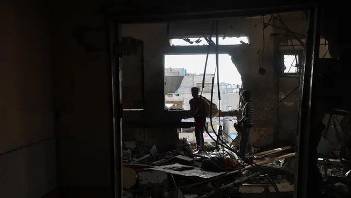 Militer Israel Serang Rumah Sakit di Gaza Selatan, Satu Jurnalis Tewas