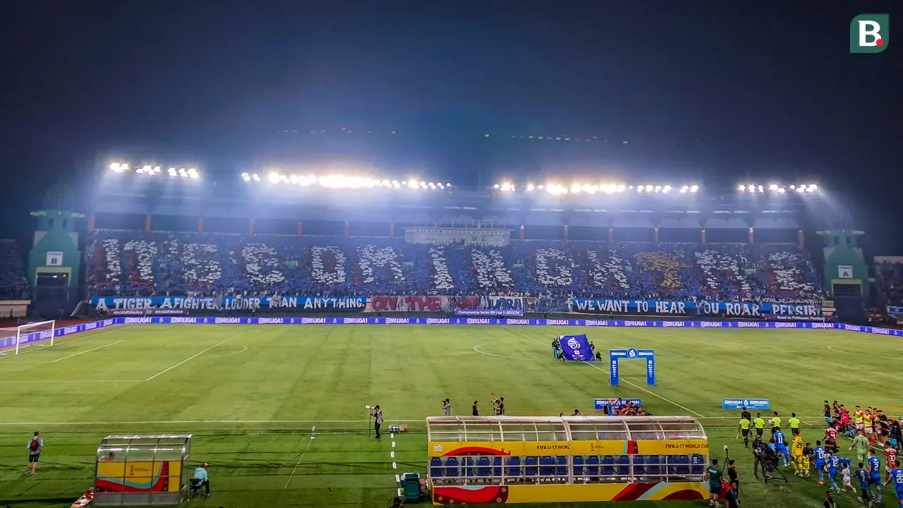 FOTO Suporter Persib Bandung di final BRI Liga 1 2023/2024