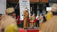 Bupati Garut Ancam Copot Anak Buahnya yang Enggan Ikut Vaksinasi Covid-19