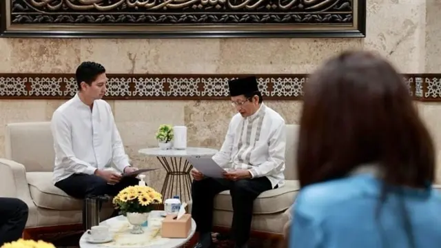 Budi Djiwandono Masuk Islam Melalui Serangkaian Proses yang Dilakukan di Awal Bulan Desember, Tiga Minggu Sebelum Menikah dengan Ludmilla. Proses Budisatrio Menjadi Mualaf Disaksikan Prabowo (Foto: instagram.com/budisatriodjiwandono)