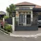 7 Inspirasi Pagar Geser untuk Rumah Tipe 36 dengan Carport 1 Mobil, Aman dari Maling