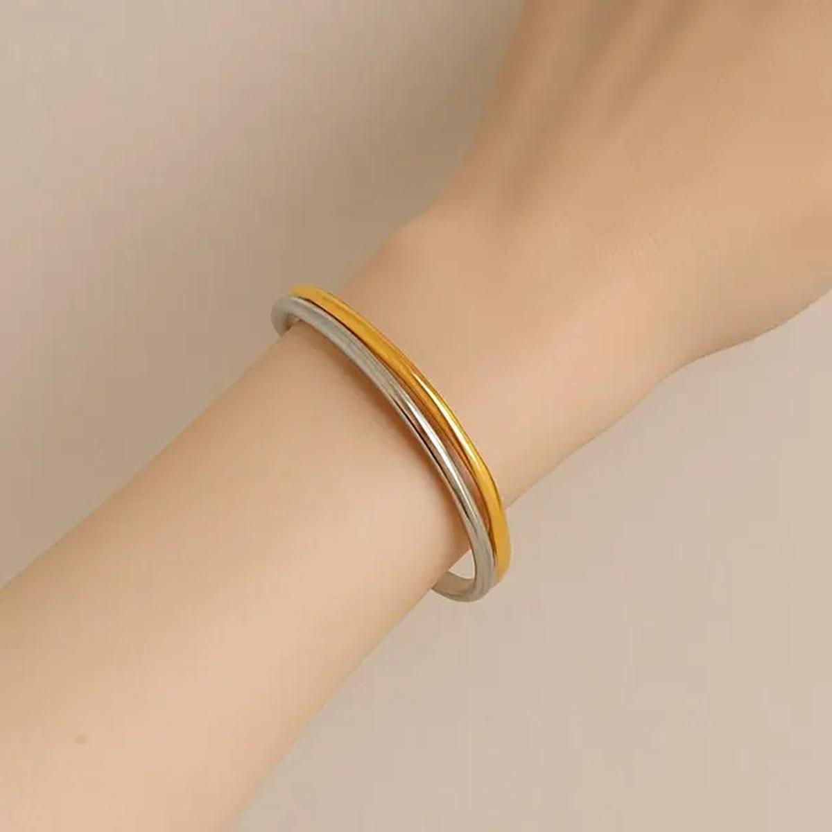 10 Model Gelang Emas Bangle Kekinian 2025 untuk Tangan Kecil, Tampil Elegan dan Modis