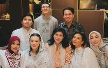 Siap Jadi Nenek, Angelina Sondakh Hadiri Tasyakuran Kehamilan Aaliyah Massaid