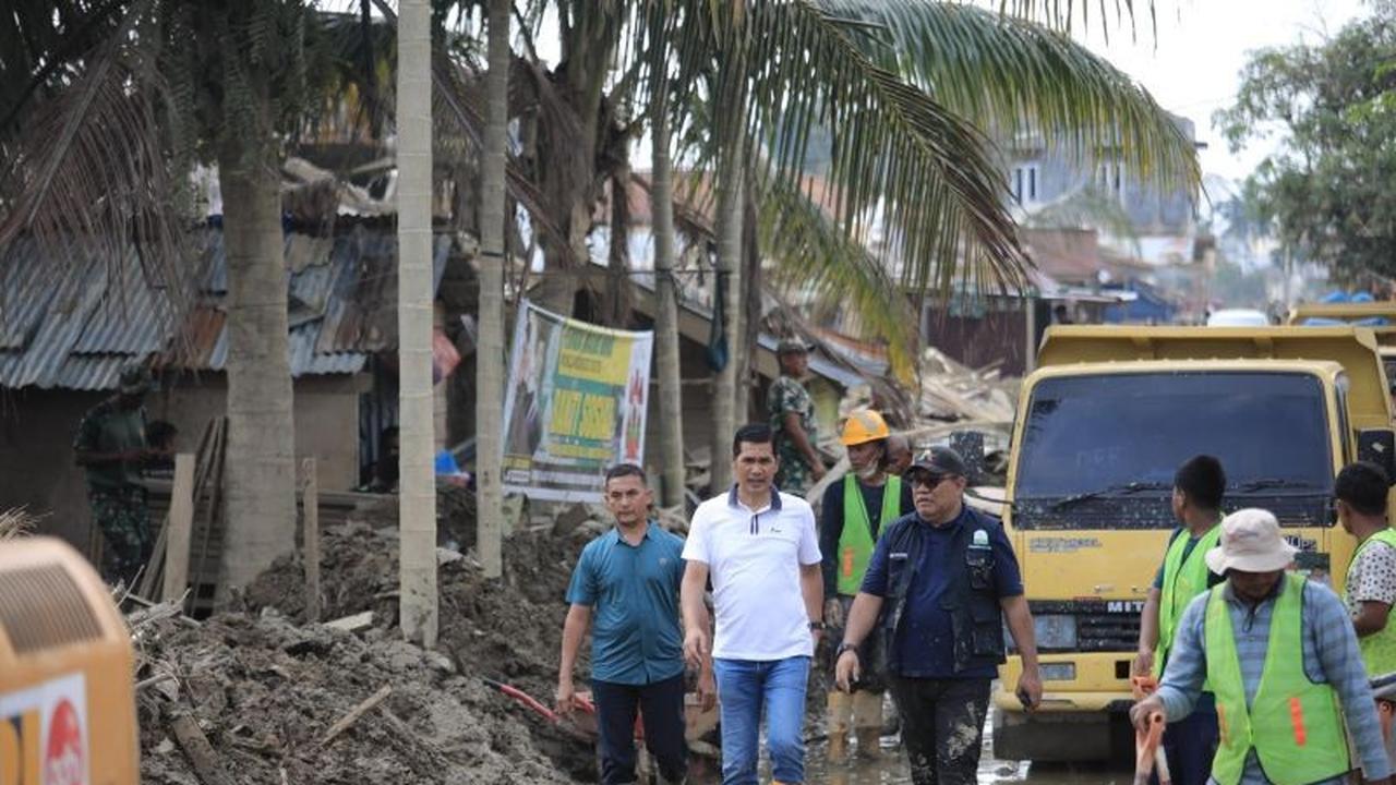 Pemerintah Aceh Kerahkan Alat Berat Percepat Pembersihan Sekolah di Aceh Tamiang Pasca Banjir