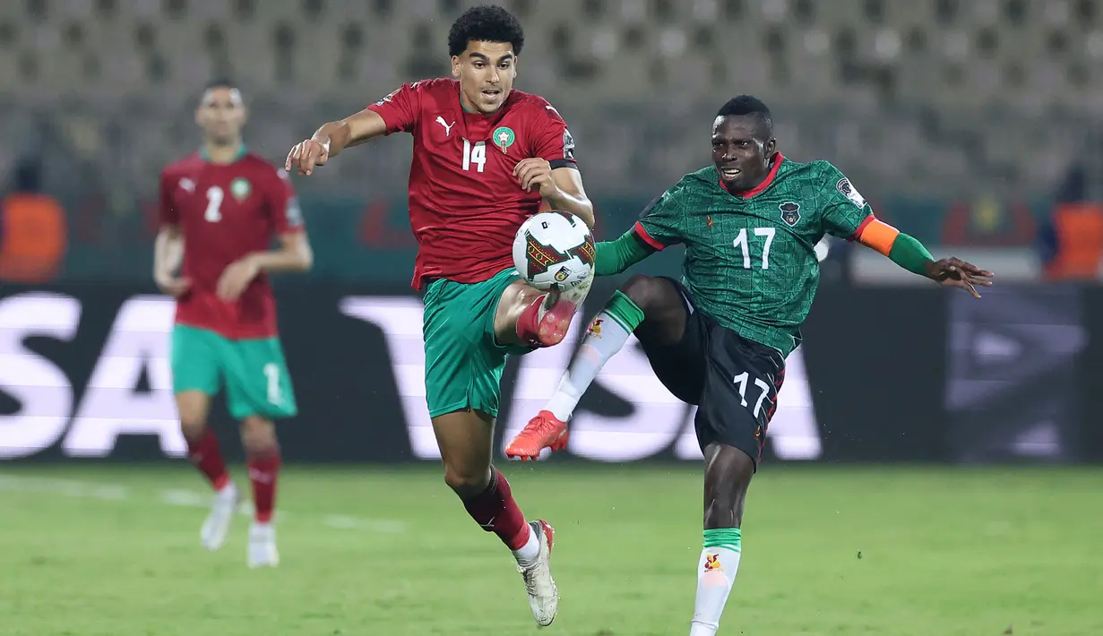 Maroko menjadi tim terbaru yang lolos ke perempatfinal Piala Afrika 2021 usai mengalahkan Malawi di Ahmadou Ahidjo Stadium, Yaounde, Kamerun, Rabu (26/1/2022) dini hari WIB. (AFP/Kenzo Tribouillard)
